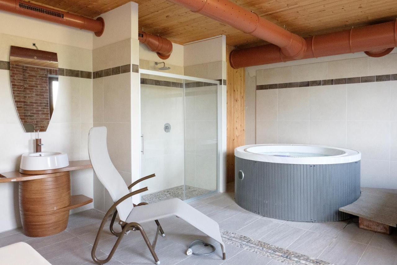 Hotel Le Botti Guarene Extérieur photo